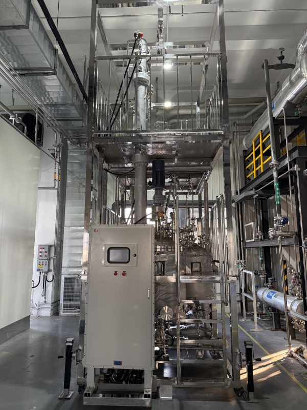 搪瓷精馏塔装置